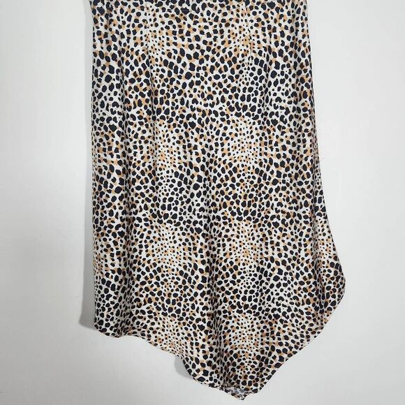 Forever 21 Asymmetrical Leopard Print Midi Skirt Size 3X Leopard Print Skirt - Picture 4 of 8